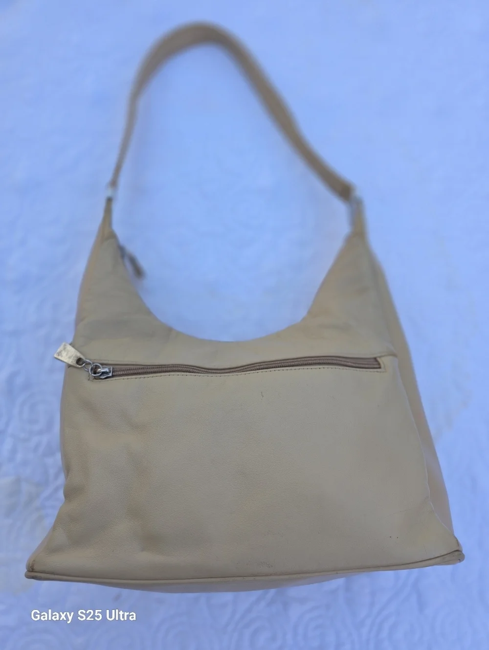 Aurielle Vintage 90s Beige Slouchy Leather Hobo Bag
